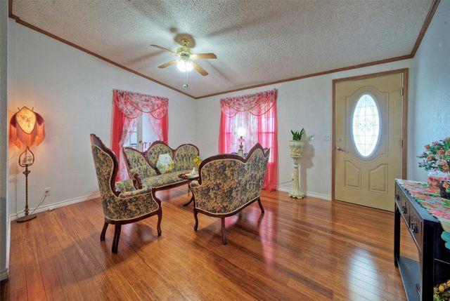 901 County Road 134 RD, Hutto, TX 78634