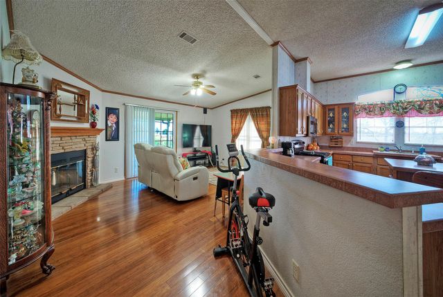 901 County Road 134 RD, Hutto, TX 78634