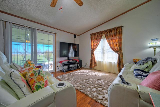 901 County Road 134 RD, Hutto, TX 78634