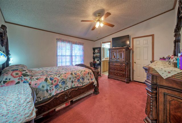 901 County Road 134 RD, Hutto, TX 78634