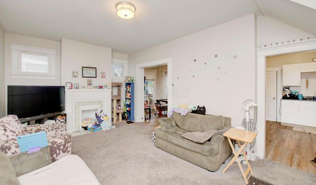 31 S Ogden Avenue, Columbus, OH 43204