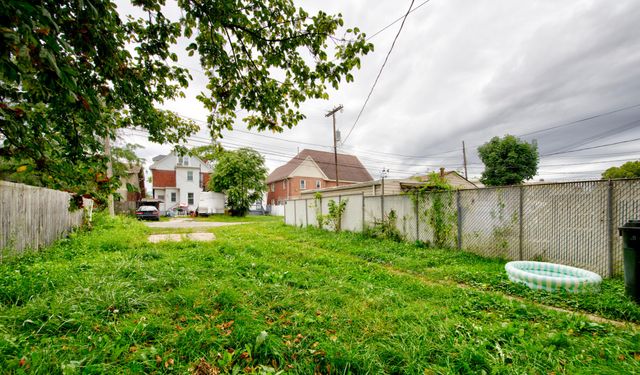 31 S Ogden Avenue, Columbus, OH 43204