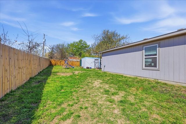 1645 Gale Drive, Pelican Bay, TX 76020