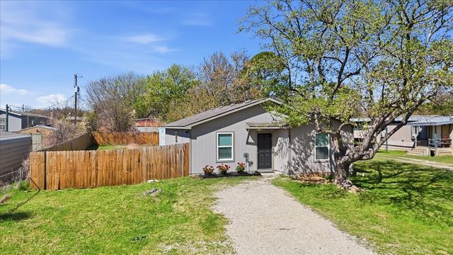 1645 Gale Drive, Pelican Bay, TX 76020