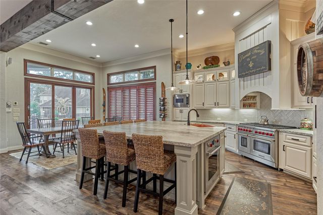 40 Logansport Court, Montgomery, TX 77356