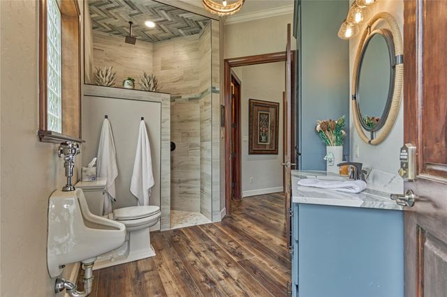 40 Logansport Court, Montgomery, TX 77356