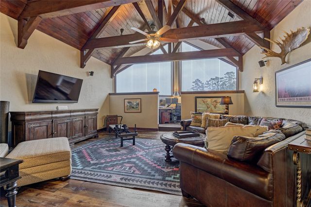 40 Logansport Court, Montgomery, TX 77356