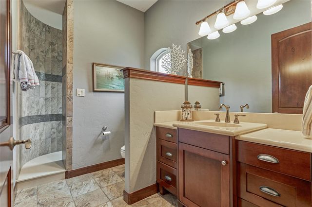 40 Logansport Court, Montgomery, TX 77356