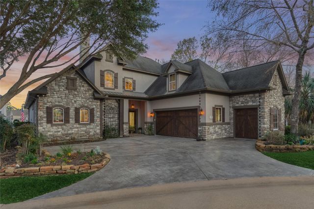 40 Logansport Court, Montgomery, TX 77356