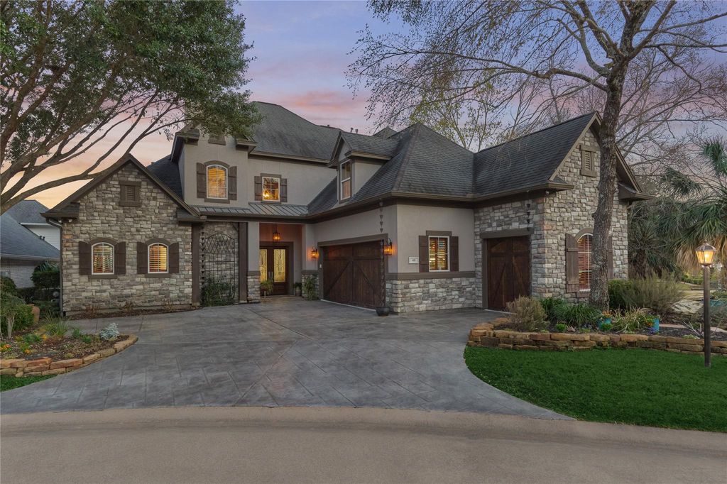 40 Logansport Court, Montgomery, TX 77356