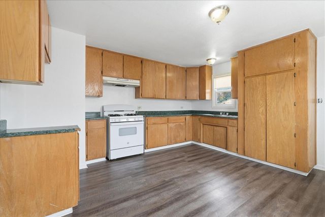 1431 E Shields Avenue, Fresno, CA 93704