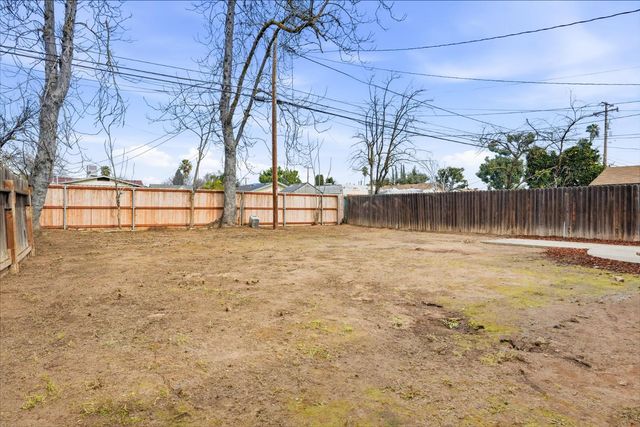 1431 E Shields Avenue, Fresno, CA 93704