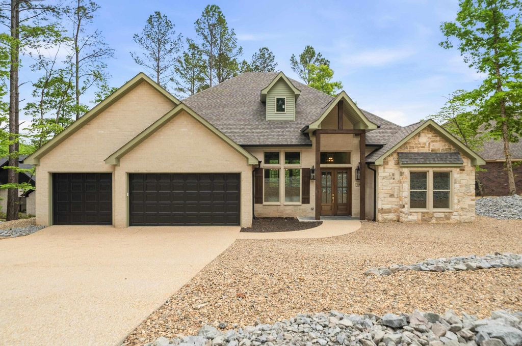 18 Vereda Lane, Hot Springs Village, AR 71909