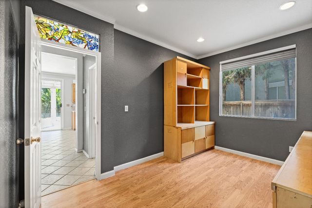 6623 Brook Falls Cir, Stockton, CA 95219