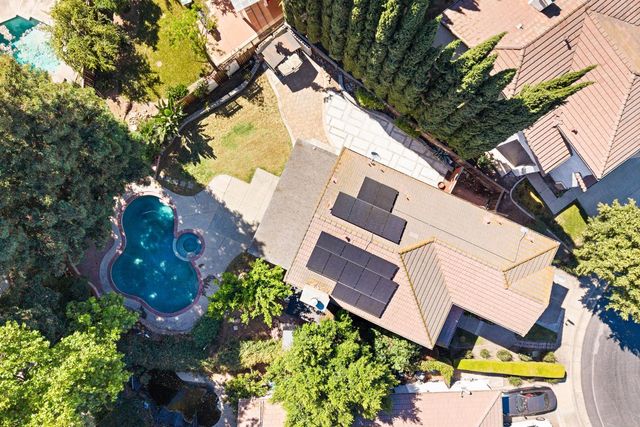6623 Brook Falls Cir, Stockton, CA 95219