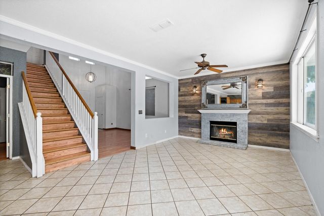 6623 Brook Falls Cir, Stockton, CA 95219