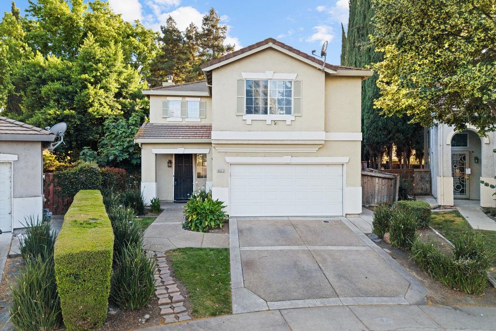 6623 Brook Falls Cir, Stockton, CA 95219