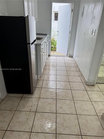 7300 Harding Ave 9, Miami Beach, FL 33141