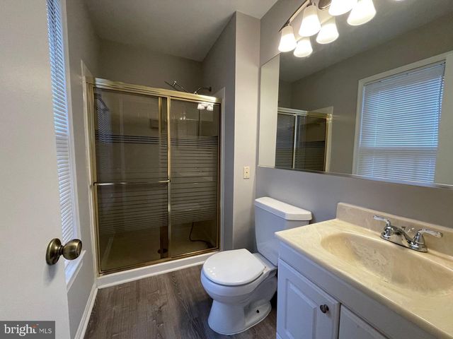 11951 ARTERY DR, Fairfax, VA 22030