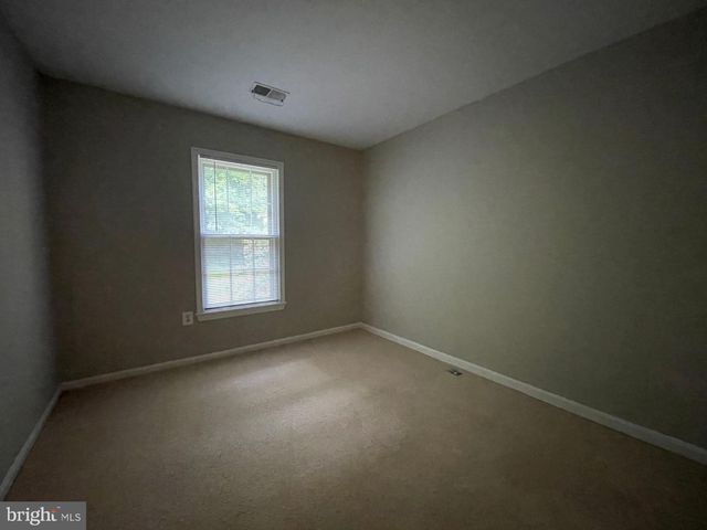 11951 ARTERY DR, Fairfax, VA 22030