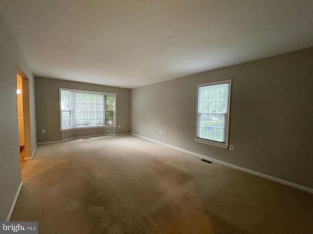 11951 ARTERY DR, Fairfax, VA 22030