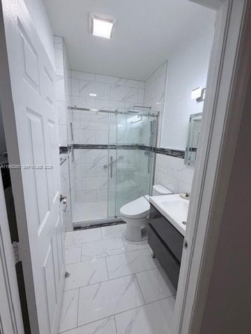 16948 SW 137th Psge, Miami, FL 33177