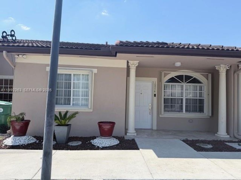 16948 SW 137th Psge, Miami, FL 33177