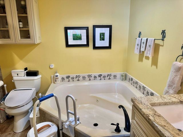 201 S Ocean Blvd Unit 1102, North Myrtle Beach, SC 29582