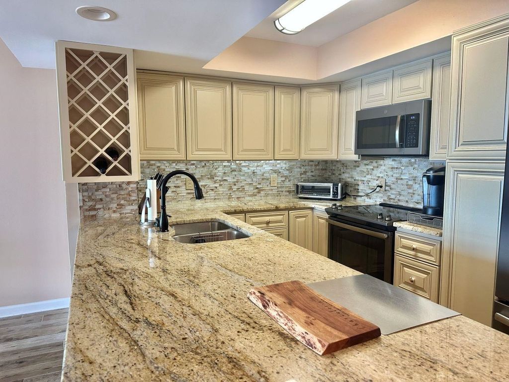 201 S Ocean Blvd Unit 1102, North Myrtle Beach, SC 29582 — photo 5