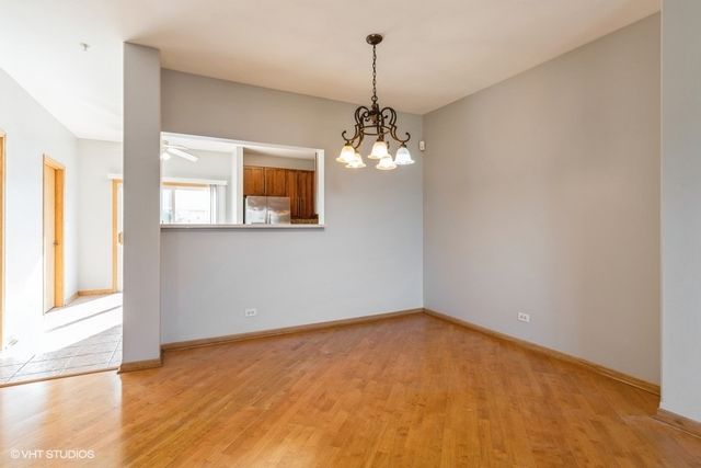 732 Hanbury Drive 31, Des Plaines, IL 60016