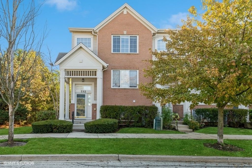 732 Hanbury Drive 31, Des Plaines, IL 60016