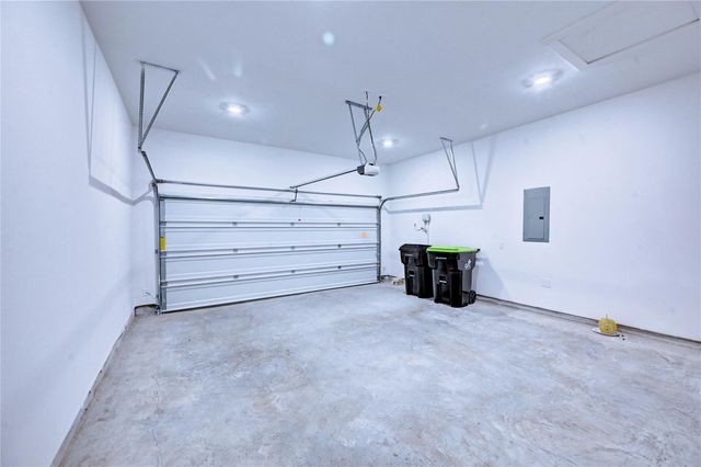 7302 New Pecan Drive, Fulshear, TX 77441