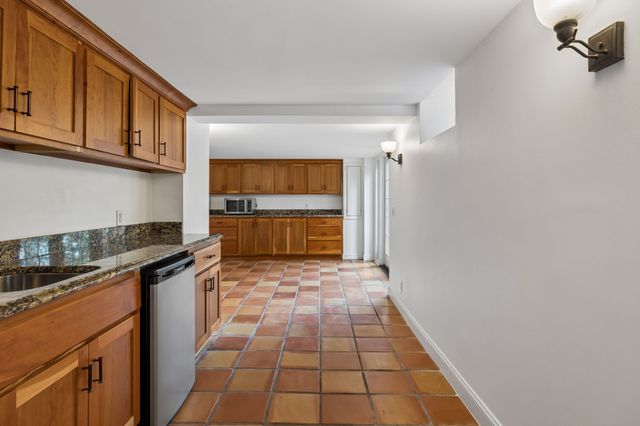502 32nd Ave, S, Nashville, TN 37212