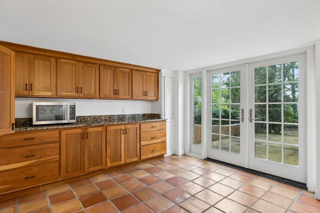 502 32nd Ave, S, Nashville, TN 37212