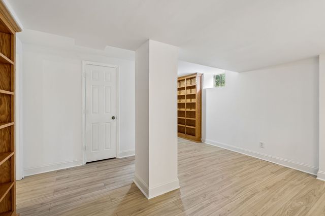 502 32nd Ave, S, Nashville, TN 37212