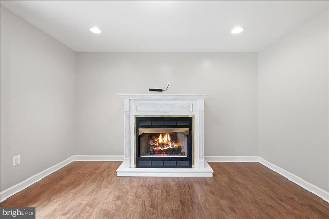 200 FAIRWAY CIR, Cross Junction, VA 22625
