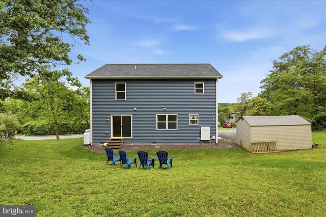 200 FAIRWAY CIR, Cross Junction, VA 22625
