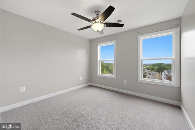 200 FAIRWAY CIR, Cross Junction, VA 22625