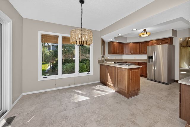 517 58th Street, West Des Moines, IA 50266