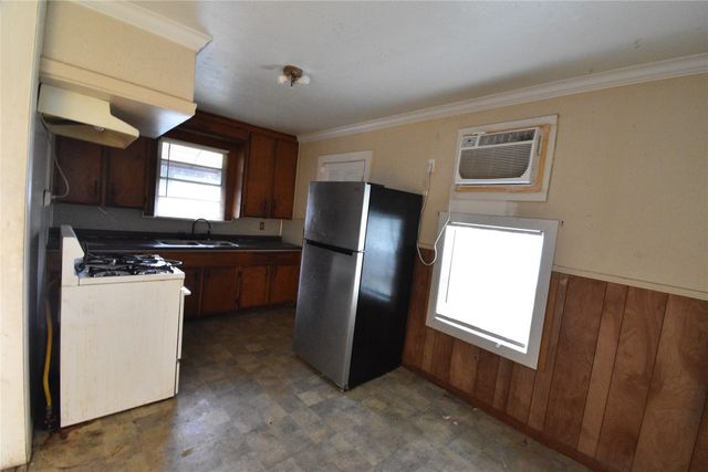 7033 Karen Street, Shreveport, LA 71108