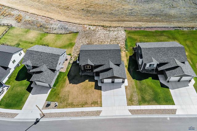 3123 CAYMUS DR, Rapid City, SD 57703