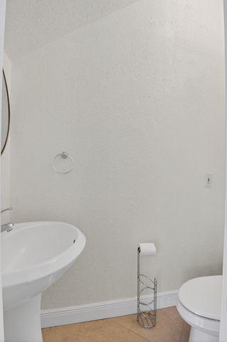 2515 Venetian Court, Boynton Beach, FL 33426