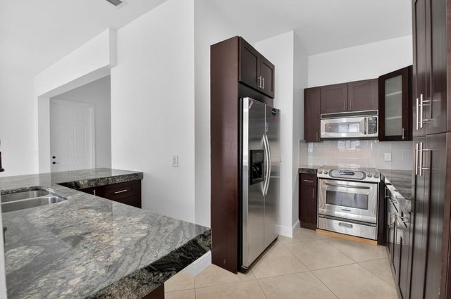 2515 Venetian Court, Boynton Beach, FL 33426