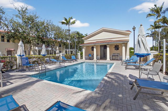 2515 Venetian Court, Boynton Beach, FL 33426