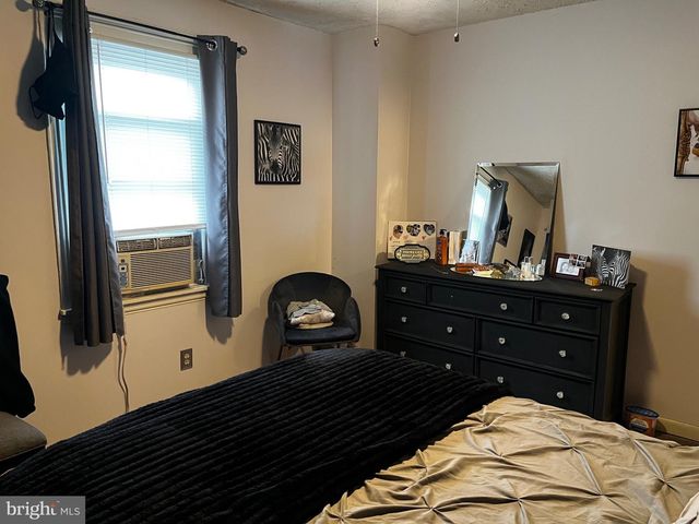 528-526-528 EAST AVE, Glenside, PA 19038