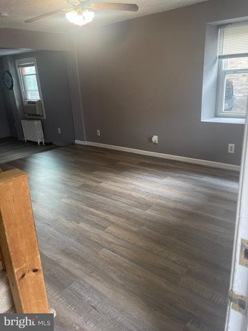 528-526-528 EAST AVE, Glenside, PA 19038