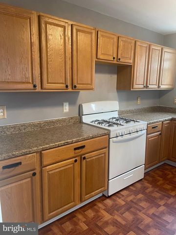 528-526-528 EAST AVE, Glenside, PA 19038