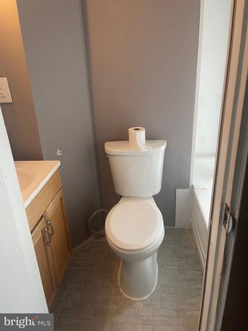 528-526-528 EAST AVE, Glenside, PA 19038