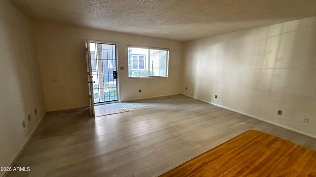 700 W University Drive 108, Tempe, AZ 85281