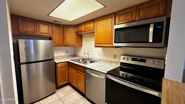 700 W University Drive 108, Tempe, AZ 85281